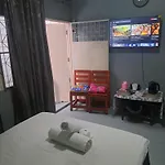Guest house Scandalic Bar And