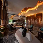 Apartment Edge - High Floor Sea View With Rooftop Pool