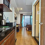 Smyrna Apartment