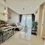 Apartment With Waterpark Pattaya