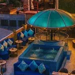 โรงแรม The Globe Hotel, Bar & Restaurant