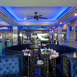 โรงแรม The Globe Hotel, Bar & Restaurant Pattaya