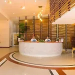 Eastiny Plaza โรงแรม