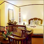 Phuphaya Resort Pattaya