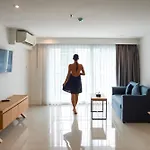 Fourium And Serviced โรงแรม