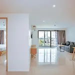 โรงแรม Fourium And Serviced Pattaya