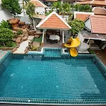 Wonderland Amethyst 5 Bedroom Luxury