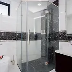 Wonderland Sapphire 8 Bedroom Luxury Villa