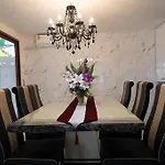 Wonderland Amethyst 5 Bedroom Luxury วันหยุดที่บ้าน