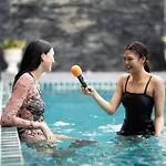 Wonderland Amethyst 5 Bedroom Luxury วันหยุดที่บ้าน Pattaya