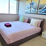 2 Bed High Floor Sea View - In Pattaya