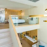 Mila Kohlarn มิ-ลา เกาะล้าน โรงแรม *