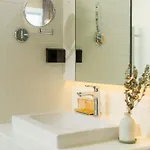 โรงแรม Mila Kohlarn มิ-ลา เกาะล้าน *