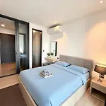อพาร์ทเม้น Edge Oasis *