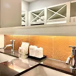 秘狗nova โรงแรม Pattaya