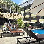 โรงแรม บารอน บีช