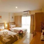 โรงแรม Babylon Palace