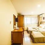 Babylon Palace โรงแรม