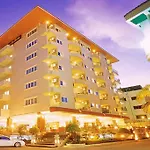 Lk Pavilion Executive Serviced
