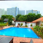 Lotusland Resort 3*