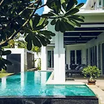 Hollywood Pool Villa Jomtien Pattaya