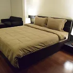 Guest house Hideaway And Bar Pattaya