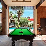 Beverly Thai House Pool Villa