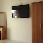 I Rovers Guest house *