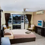 Barracuda Guesthouse