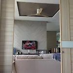 อพาร์ทเม้น Everyday Beachfront Stylish Luxury Jomtien Pattaya