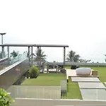 Everyday Beachfront Stylish Luxury Jomtien อพาร์ทเม้น