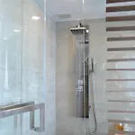 อพาร์ทเม้น Everyday Beachfront Stylish Luxury Jomtien *