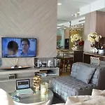 Everyday Beachfront Stylish Luxury Jomtien *