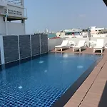 โรงแรม W14
