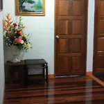 Coffeeandbeer Hostel *