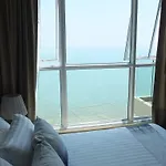 Everyday Beachfront Stylish Luxury Jomtien Pattaya