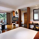 โรงแรม Amari Garden 4*