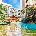 Atlantis Jomtien อพาร์ทเม้น *