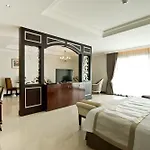 แอลเค รอยอล วิง โรงแรม 3*