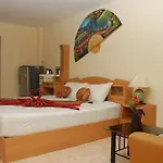 Sirikarn & Luxury 3* Pattaya