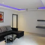 Sirikarn & Luxury โรงแรม 3*