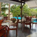 Sirikarn & Luxury 3* Pattaya
