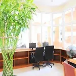 Whitehouse Condotel 3* Pattaya