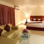 Eastiny Hotel 4*