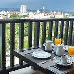 Golden Tulip Essential 4* Pattaya