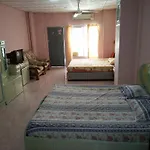 Thee Thee Guesthouse