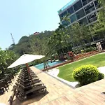 Unixx Pattaya By Chris