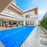 Davinci Pool Villa Pattaya