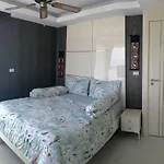 Cosy Beach View Condominium