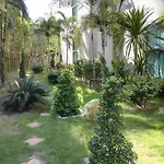 Gage\'S Apt